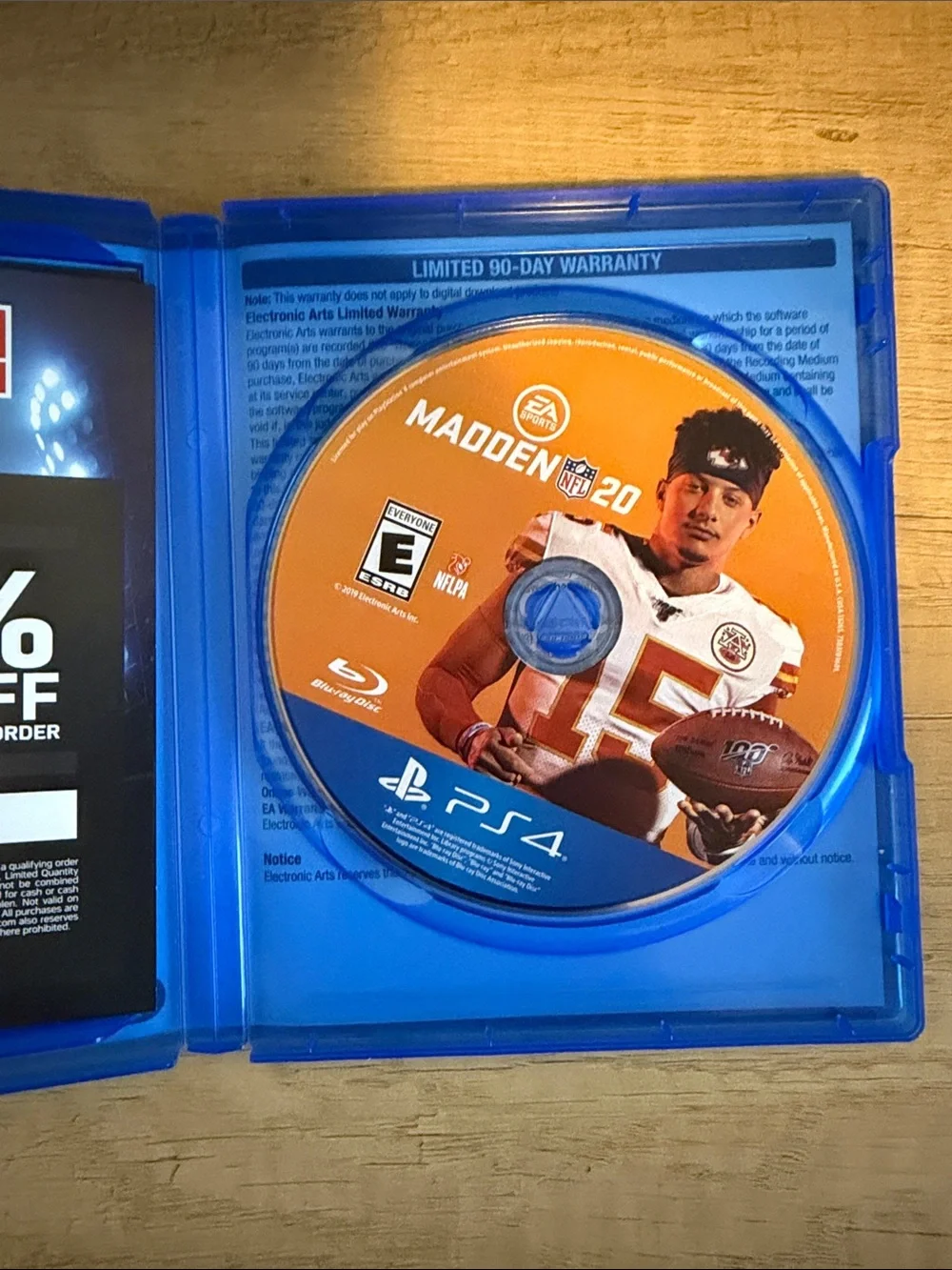 Madden NFL 20 (PS4) - EA Sports - Orange